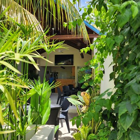 Dhigurah Dhonveli Boutique Hotel Bagian luar foto